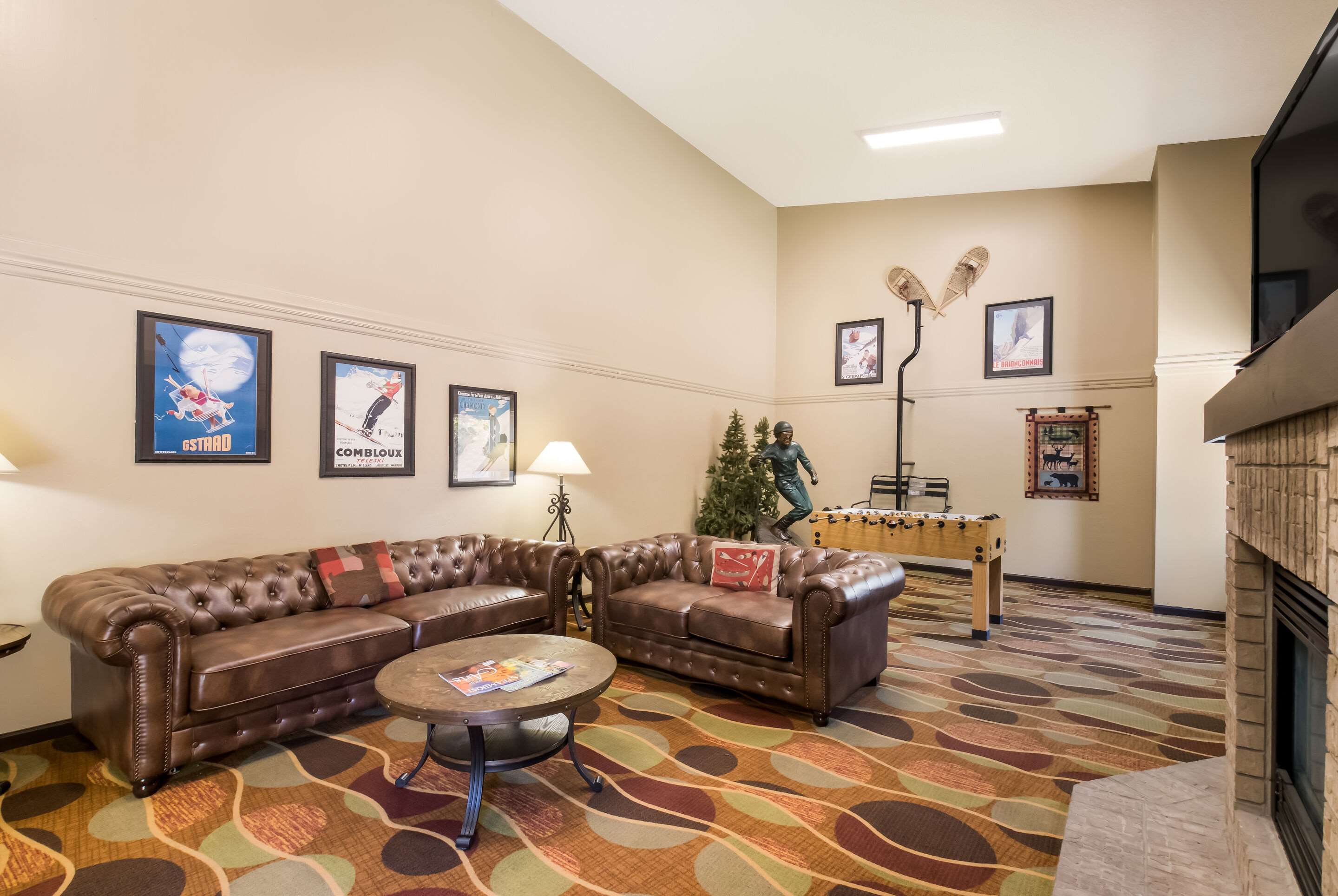 Hotel lobby | Quality Inn & Suites