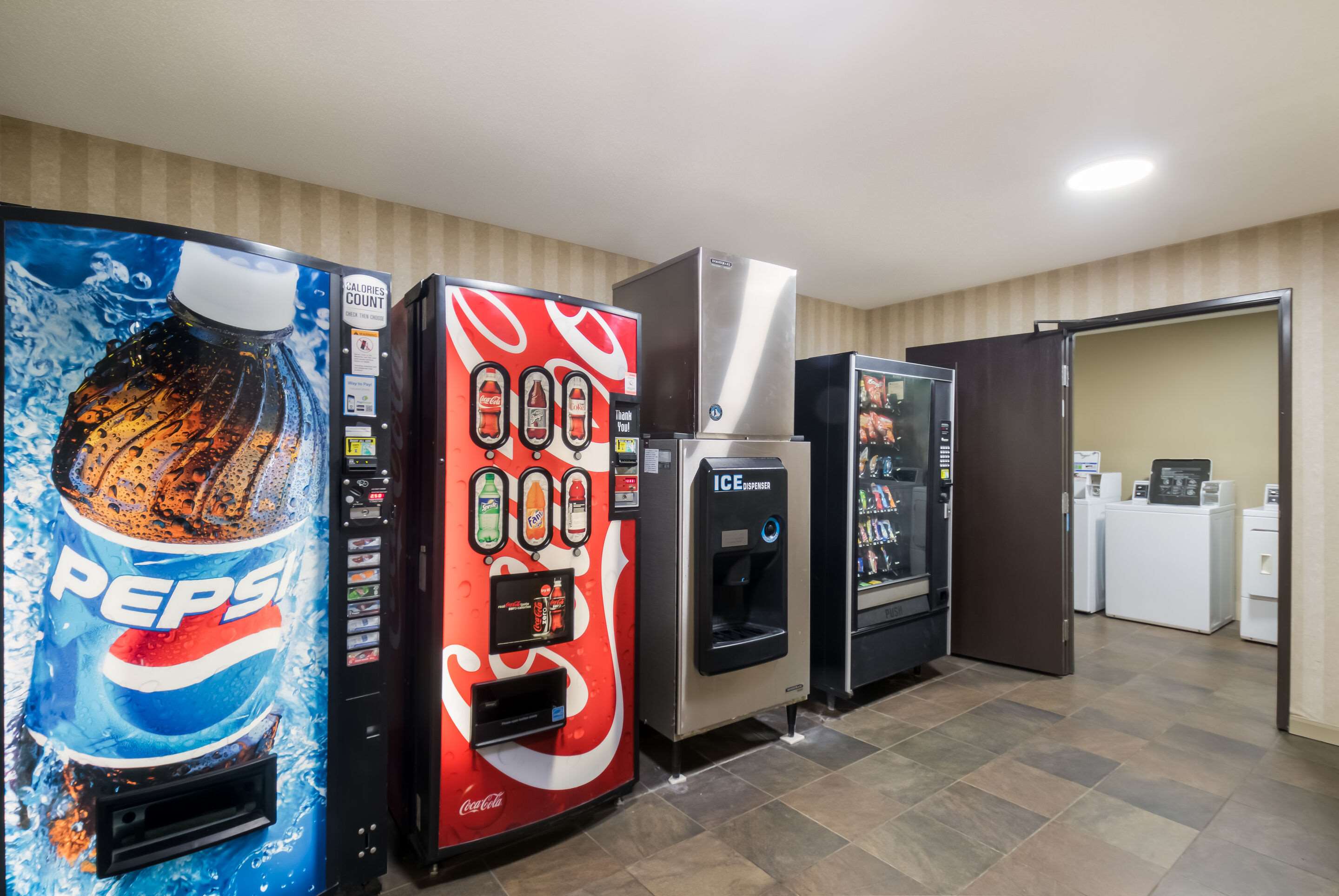 Hotel vending area | Quality Inn & Suites