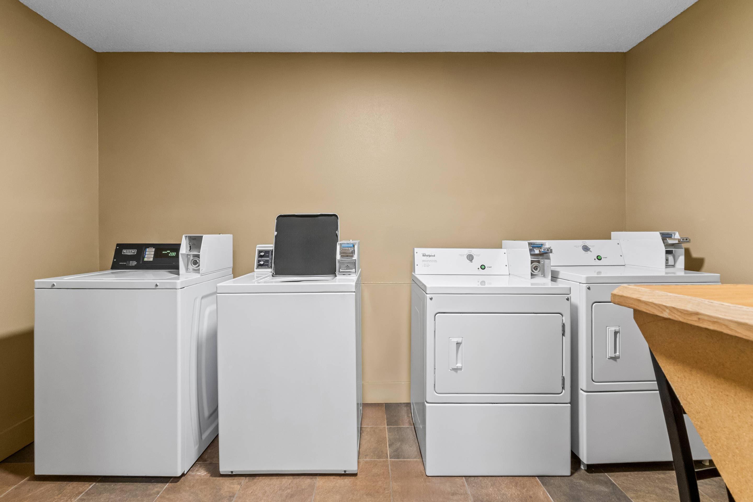 Guest laundry facilities | Quality Inn & Suites Steamboat Springs