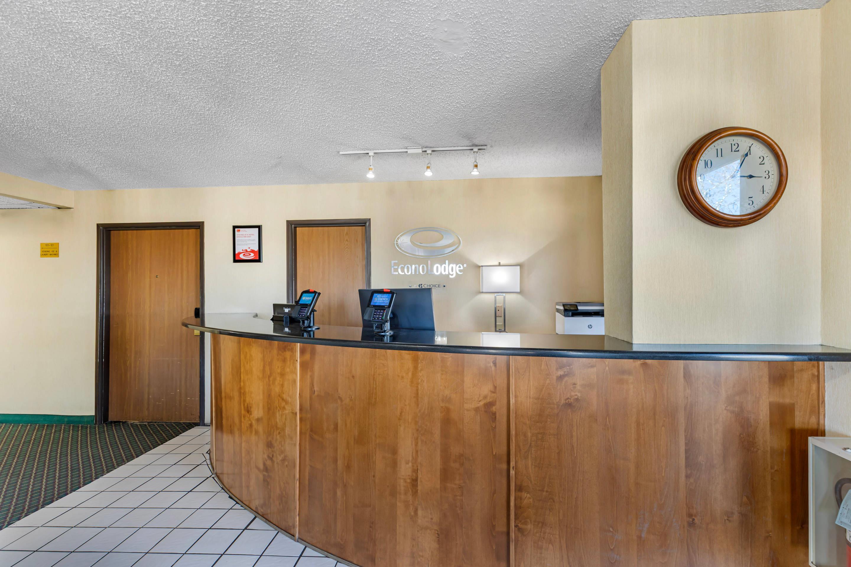 Hotel lobby | Econo Lodge