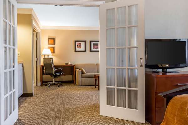 Suite - Comfort Suites Norwich