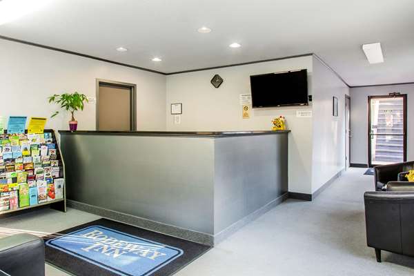  - Rodeway Inn Groton - I-95, Exit 87