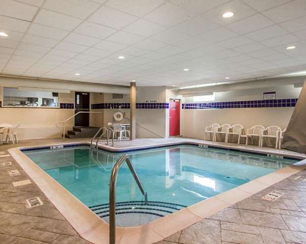 Pool - Sleep Inn & Suites Niantic - I-95, Exit 74