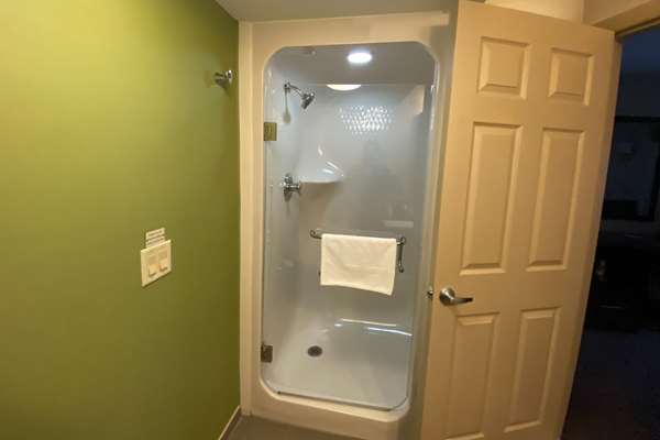  - Sleep Inn & Suites Niantic - I-95, Exit 74