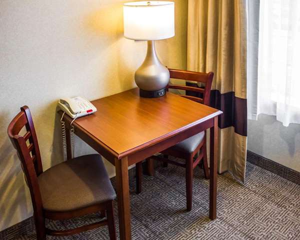  - Comfort Inn Guilford - I-95, Exit 59