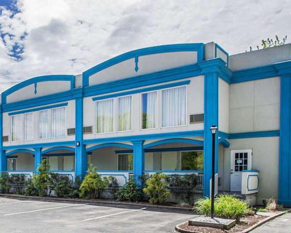 Exterior view - Econo Lodge Inn & Suites Old Saybrook - I-95, Exit 66