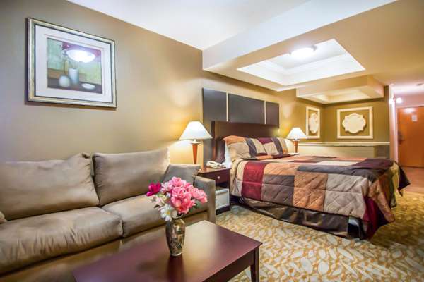 Suite - Econo Lodge Inn & Suites Old Saybrook - I-95, Exit 66