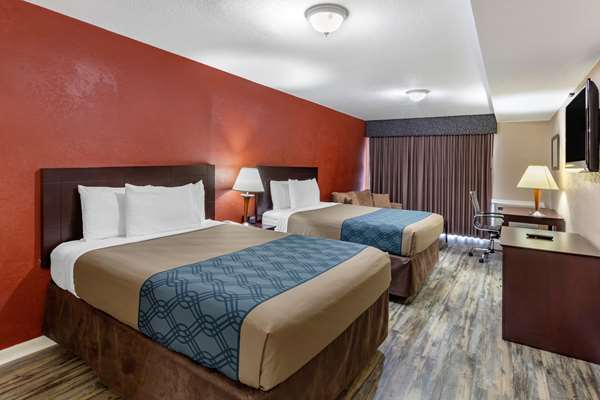 Suite - Econo Lodge Inn & Suites Old Saybrook - I-95, Exit 66