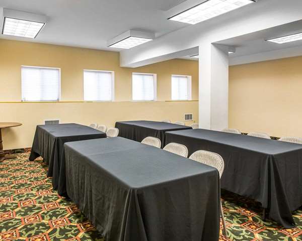  - Comfort Inn East Windsor - I-91, Exit 45