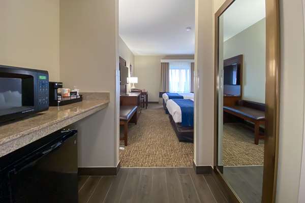  - Comfort Inn East Windsor - I-91, Exit 45
