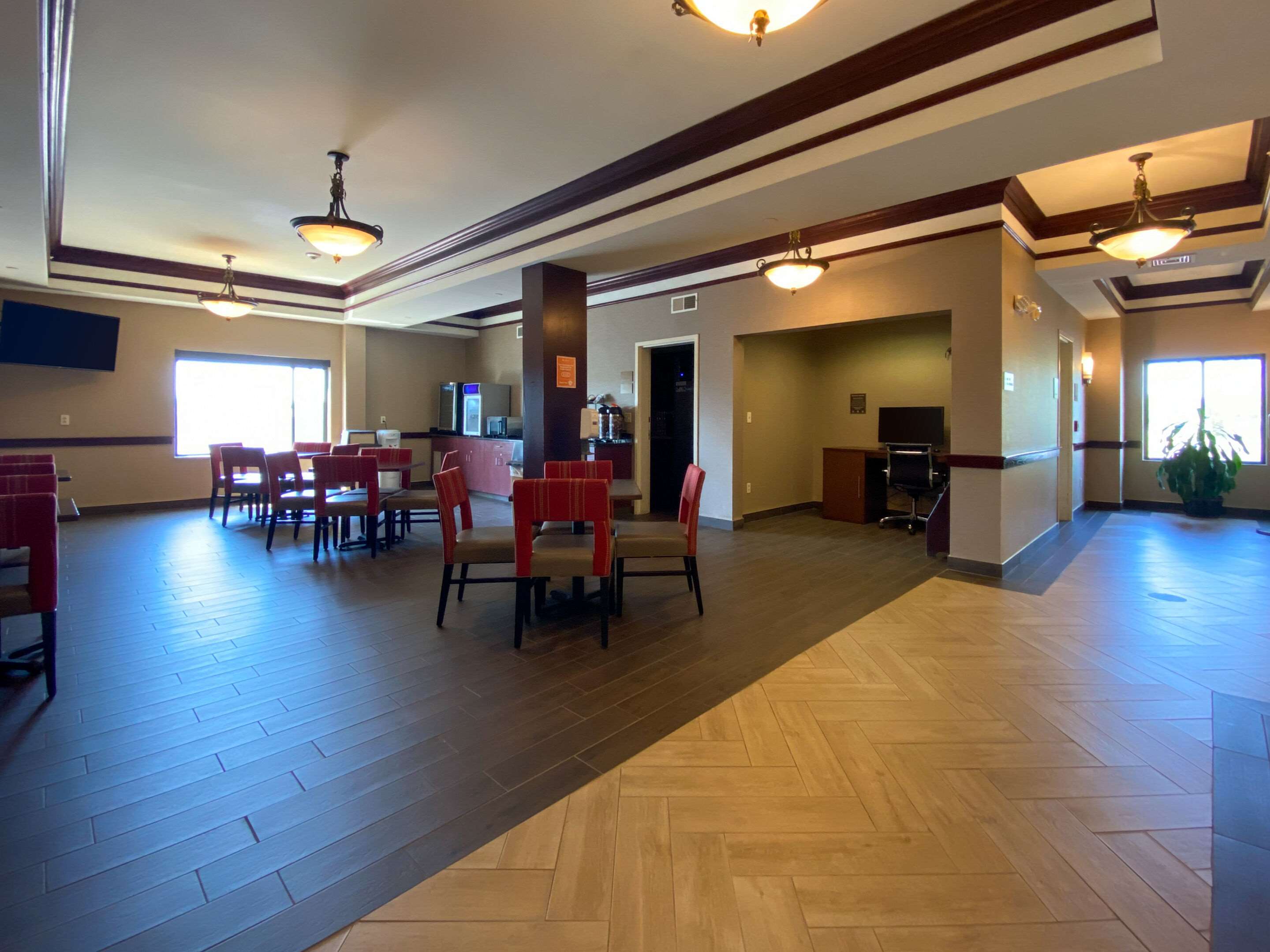 Breakfast area