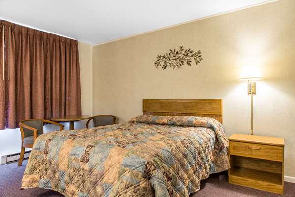  - Rodeway Inn Waterford - I-95, Exit 81