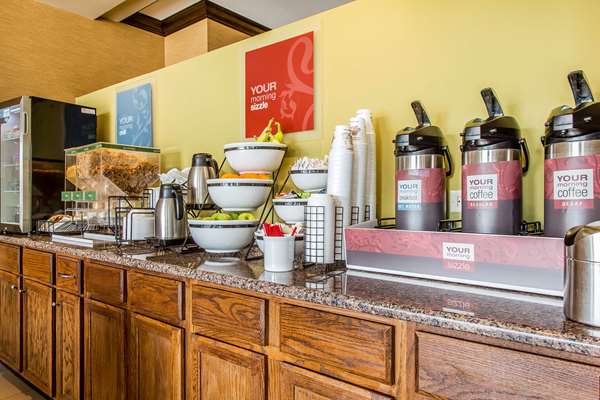 Amenities - Comfort Inn & Suites Meriden - I-91, Exit 16