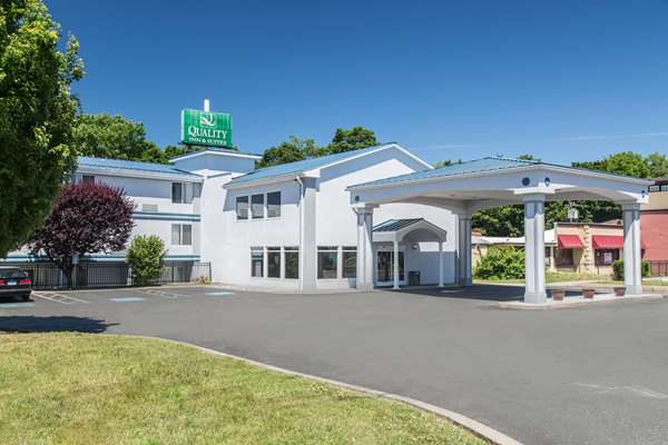 Exterior view - Quality Inn & Suites Danbury