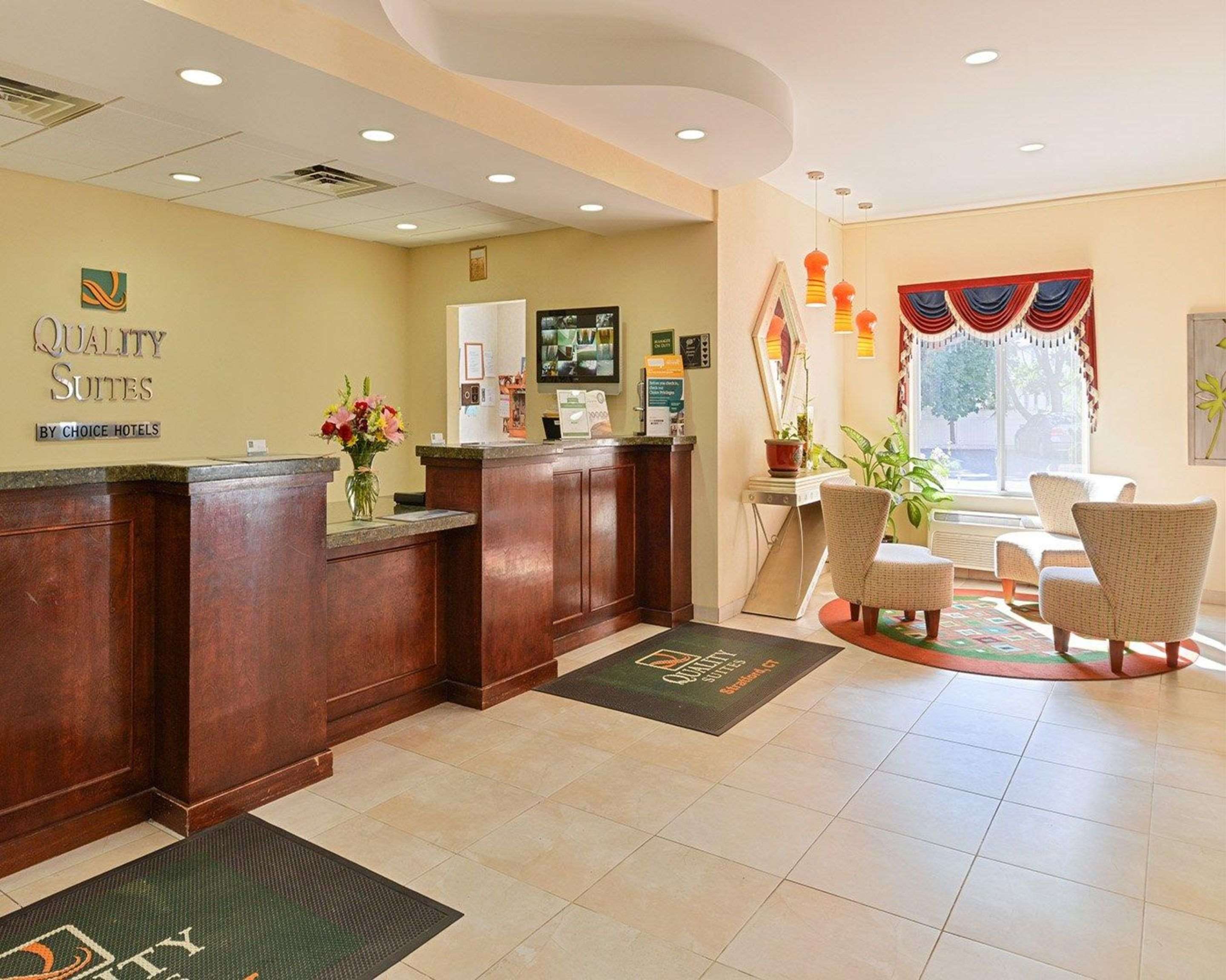 Front desk with friendly staff