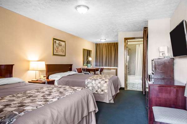  - Rodeway Inn Branford - I-95, Exit 56