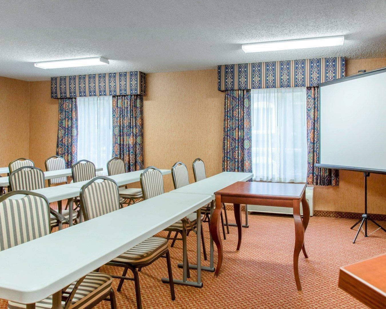 Meeting room | Quality Inn & Suites