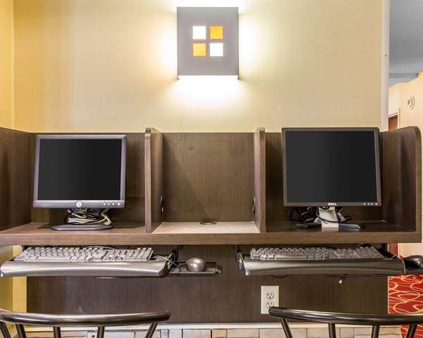 Conference Area - Comfort Inn & Suites East Hartford - I-84, Exit 58