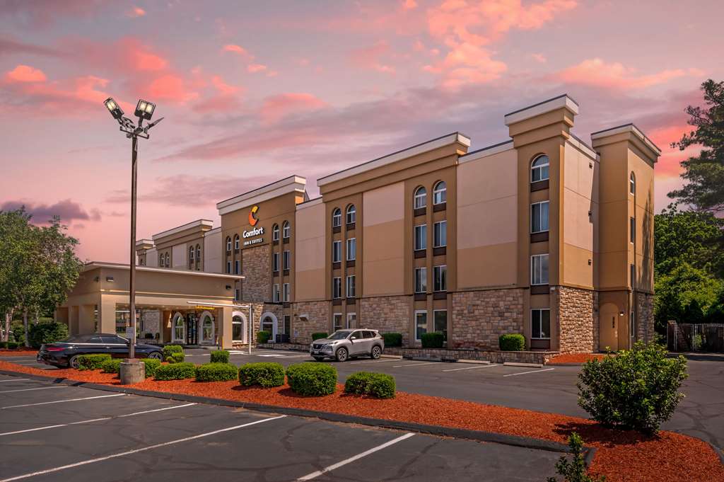 Comfort Inn & Suites