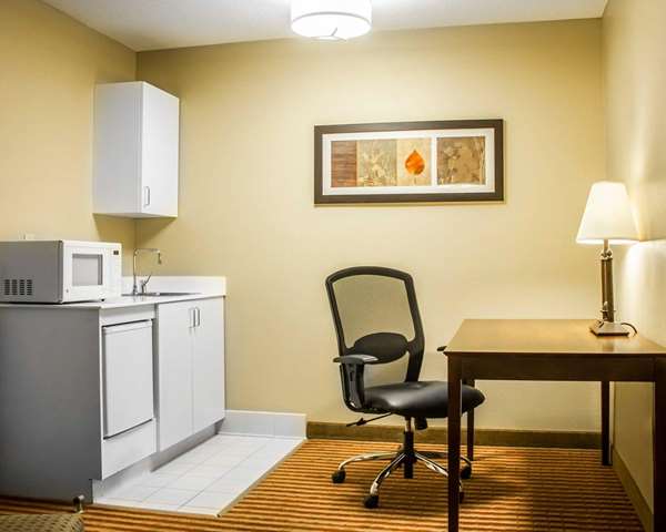 Suite - Comfort Inn & Suites Dayville - I-395, Exit 43