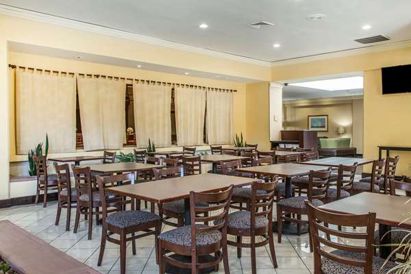 Amenities - Clarion Inn New London - I-95, Exits 82A & 83