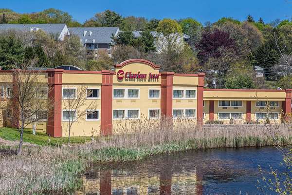 Exterior view - Clarion Inn New London - I-95, Exits 82A & 83