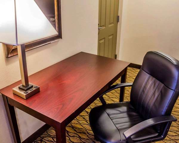  - Quality Inn Waterbury