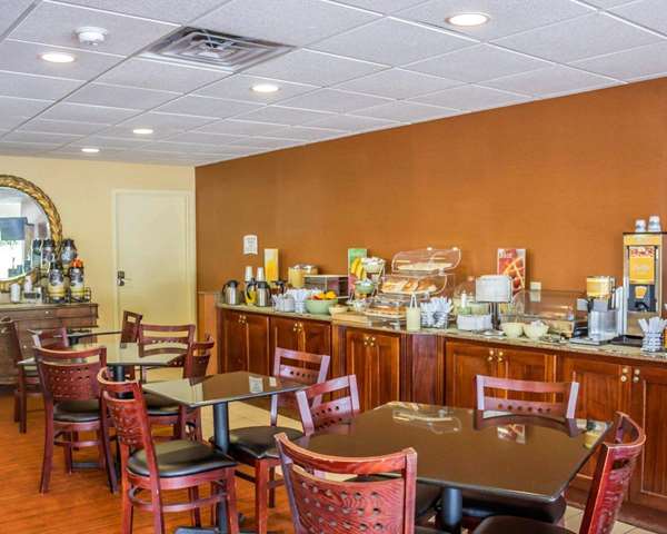 Amenities - Quality Inn Waterbury