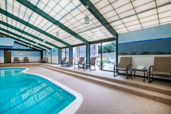 Pool - Quality Inn Old Saybrook - I-95, Exit 69