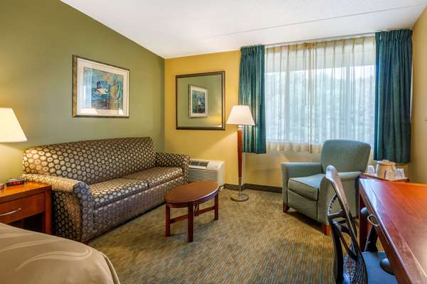  - Quality Inn Old Saybrook - I-95, Exit 69