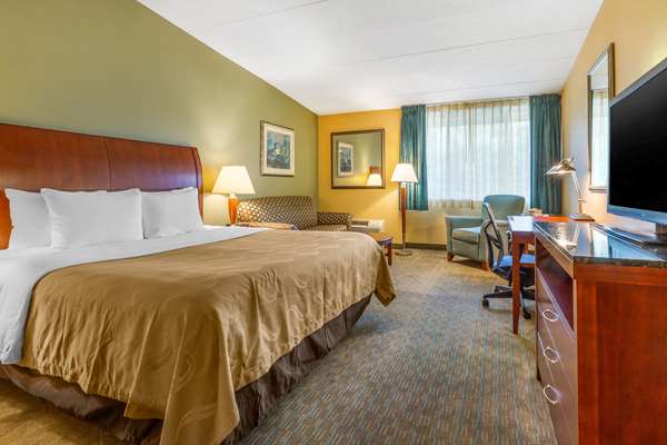  - Quality Inn Old Saybrook - I-95, Exit 69