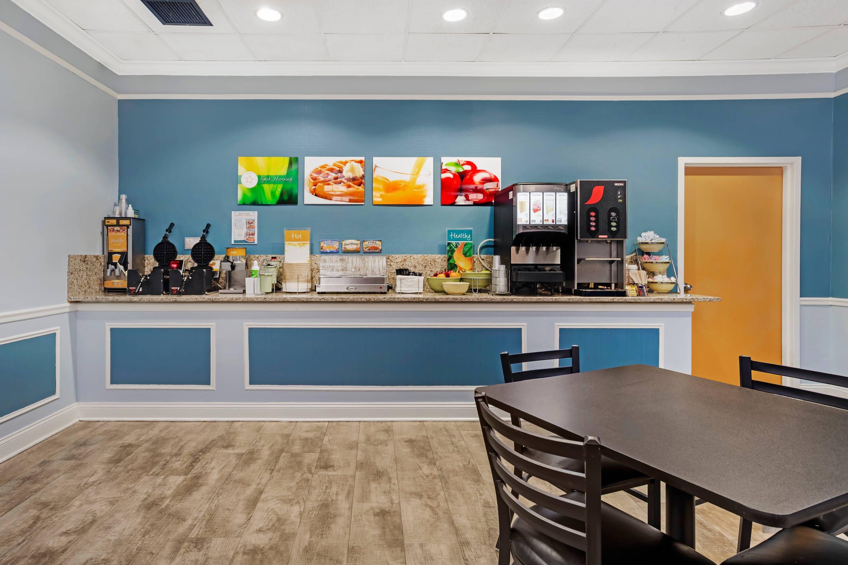 Breakfast area