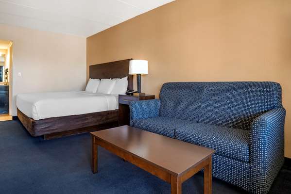  - Econo Lodge Inn & Suites Rehoboth Beach