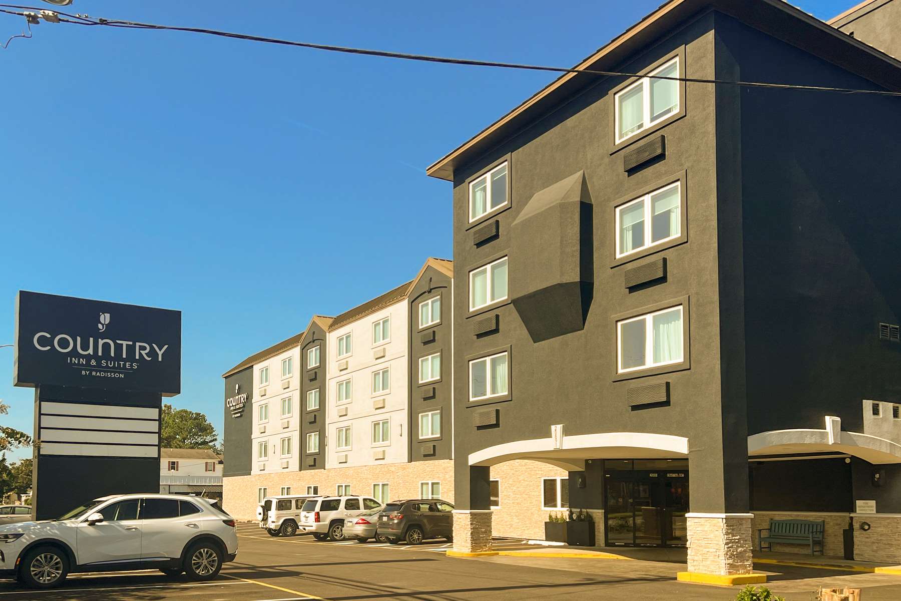 Twilight | Country Inn & Suites by Radisson Rehoboth Beach - Dewey