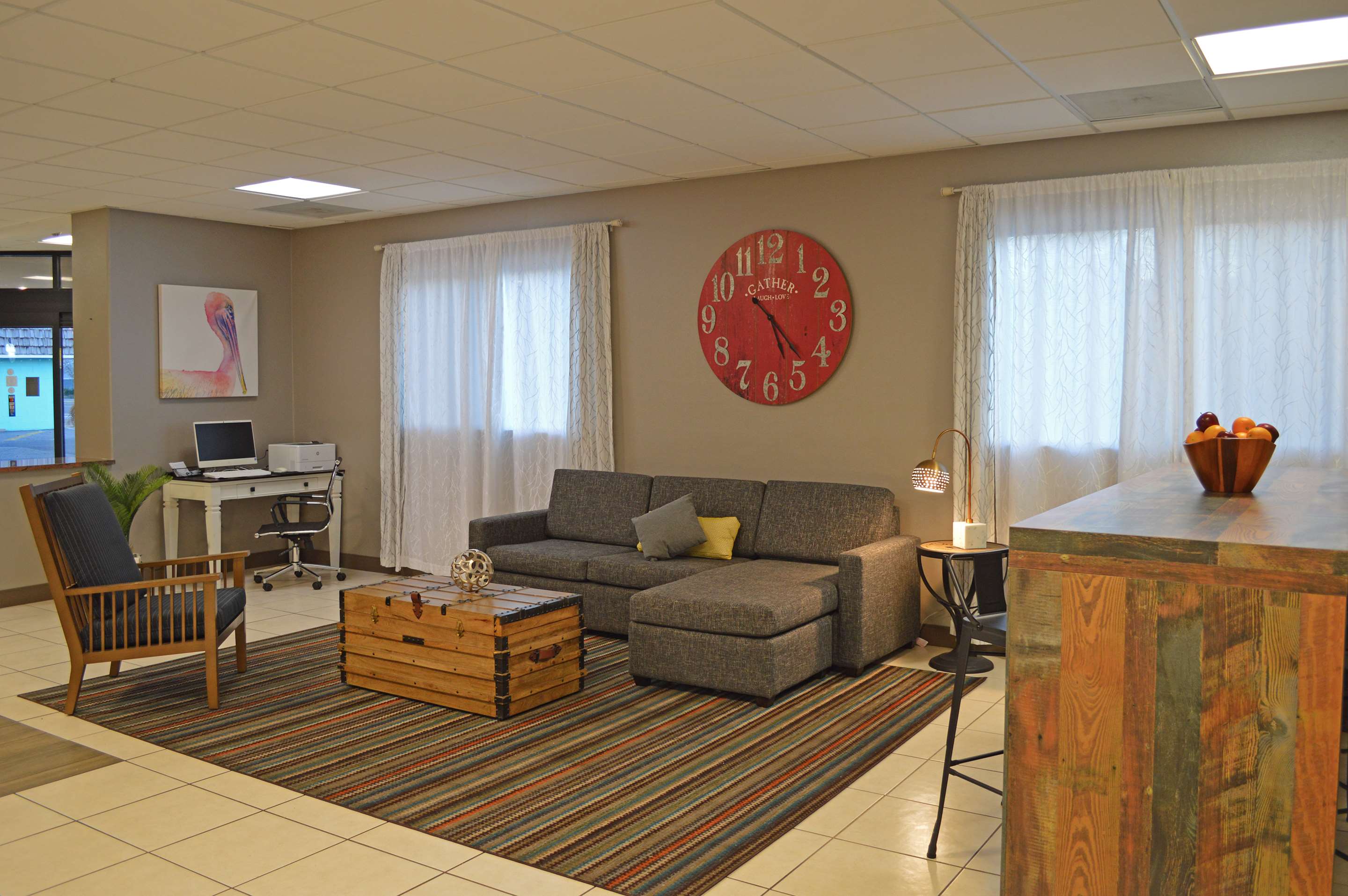 Lobby with sitting area | Country Inn & Suites by Radisson Rehoboth Beach - Dewey