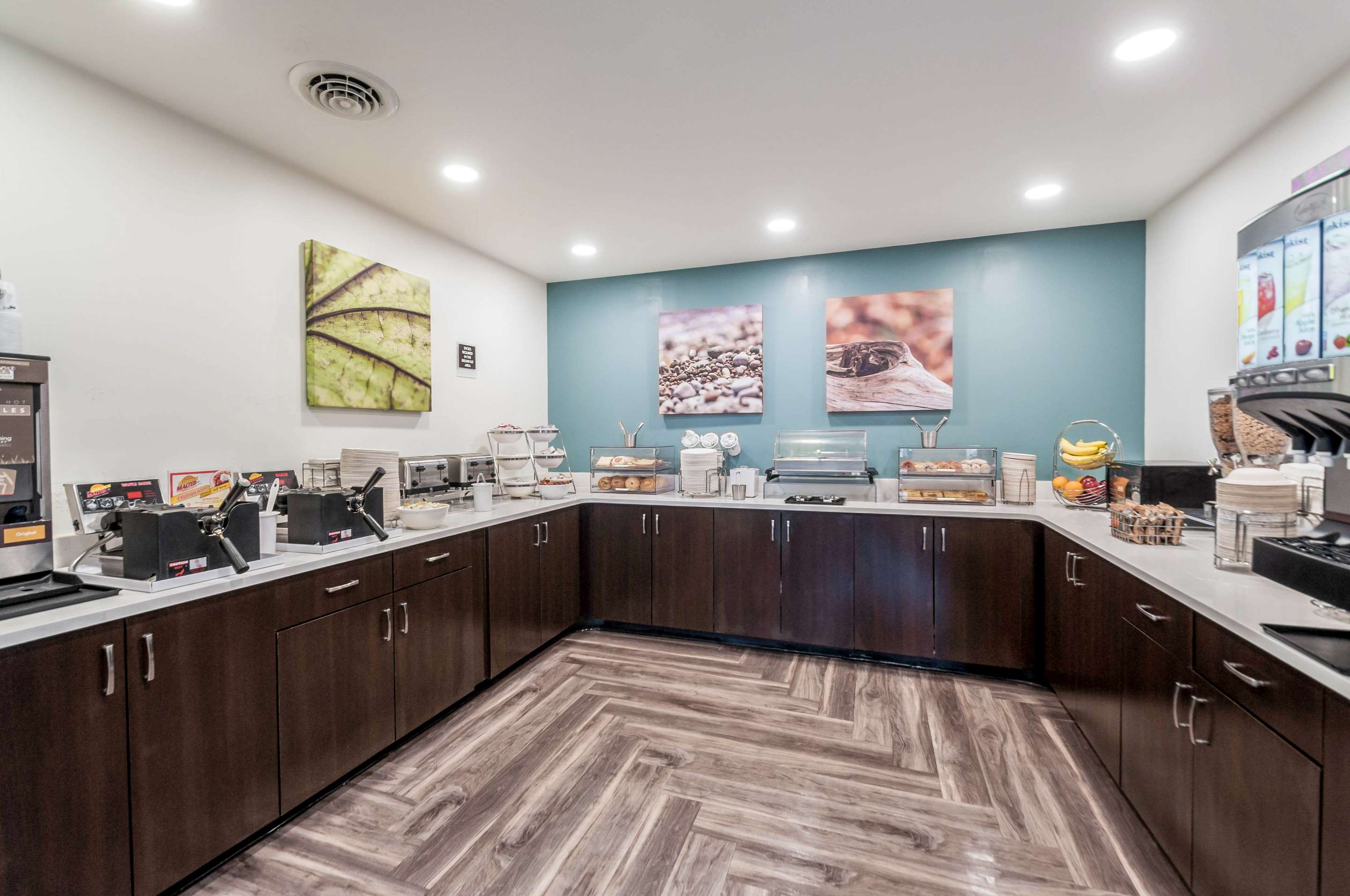Spacious breakfast area | Sleep Inn & Suites Rehoboth Beach