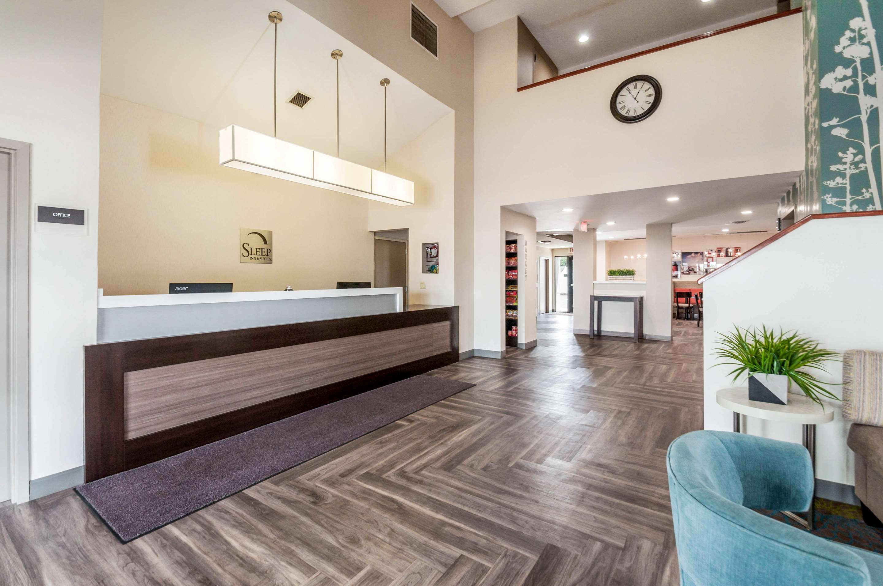 Hotel lobby | Sleep Inn & Suites Rehoboth Beach