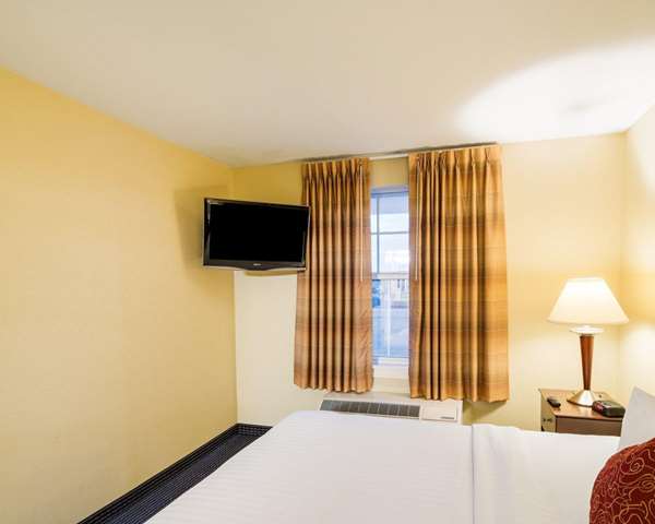 Suite - MainStay Suites Dover