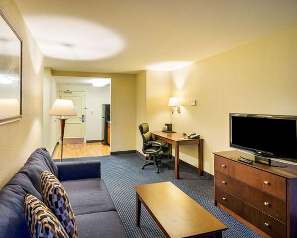 Suite - MainStay Suites Dover