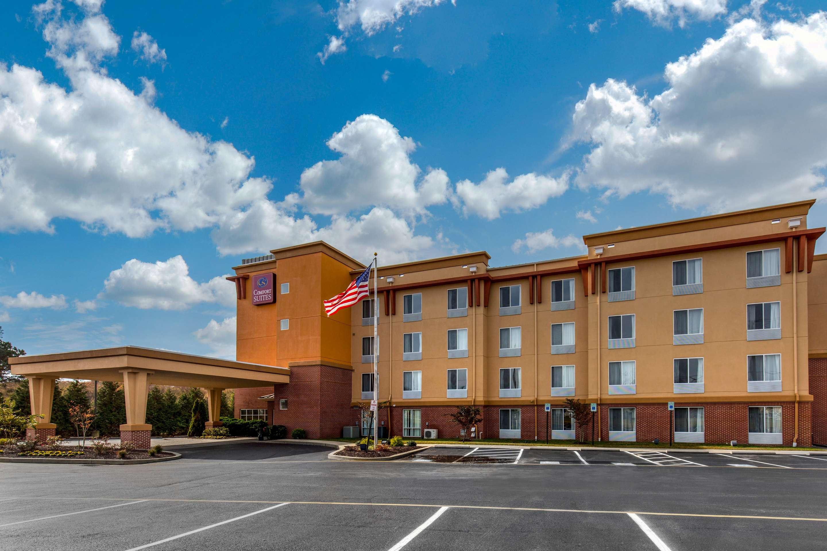 Hotel exterior | Comfort Suites Seaford