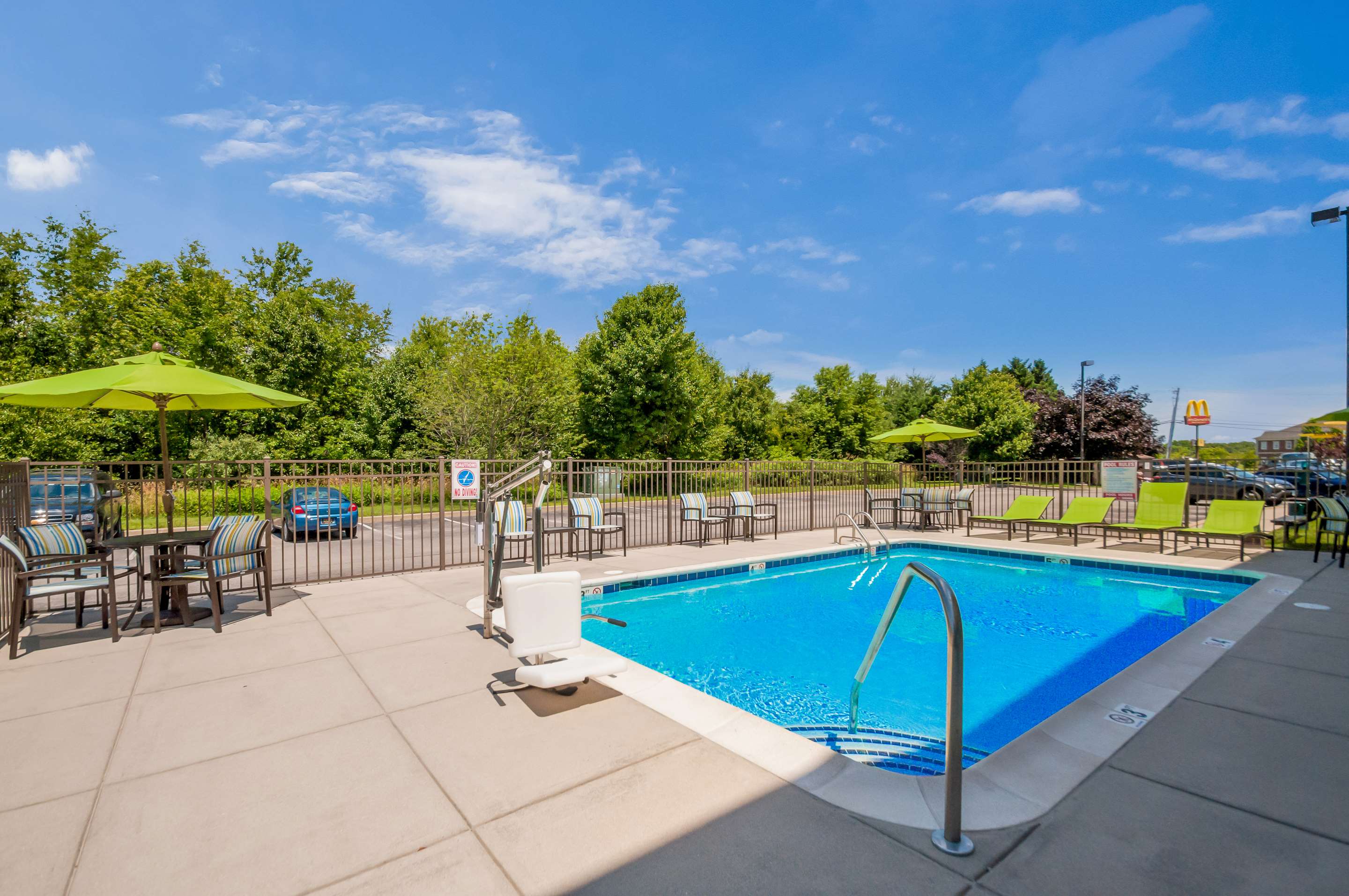 Outdoor pool | Sleep Inn And Suites