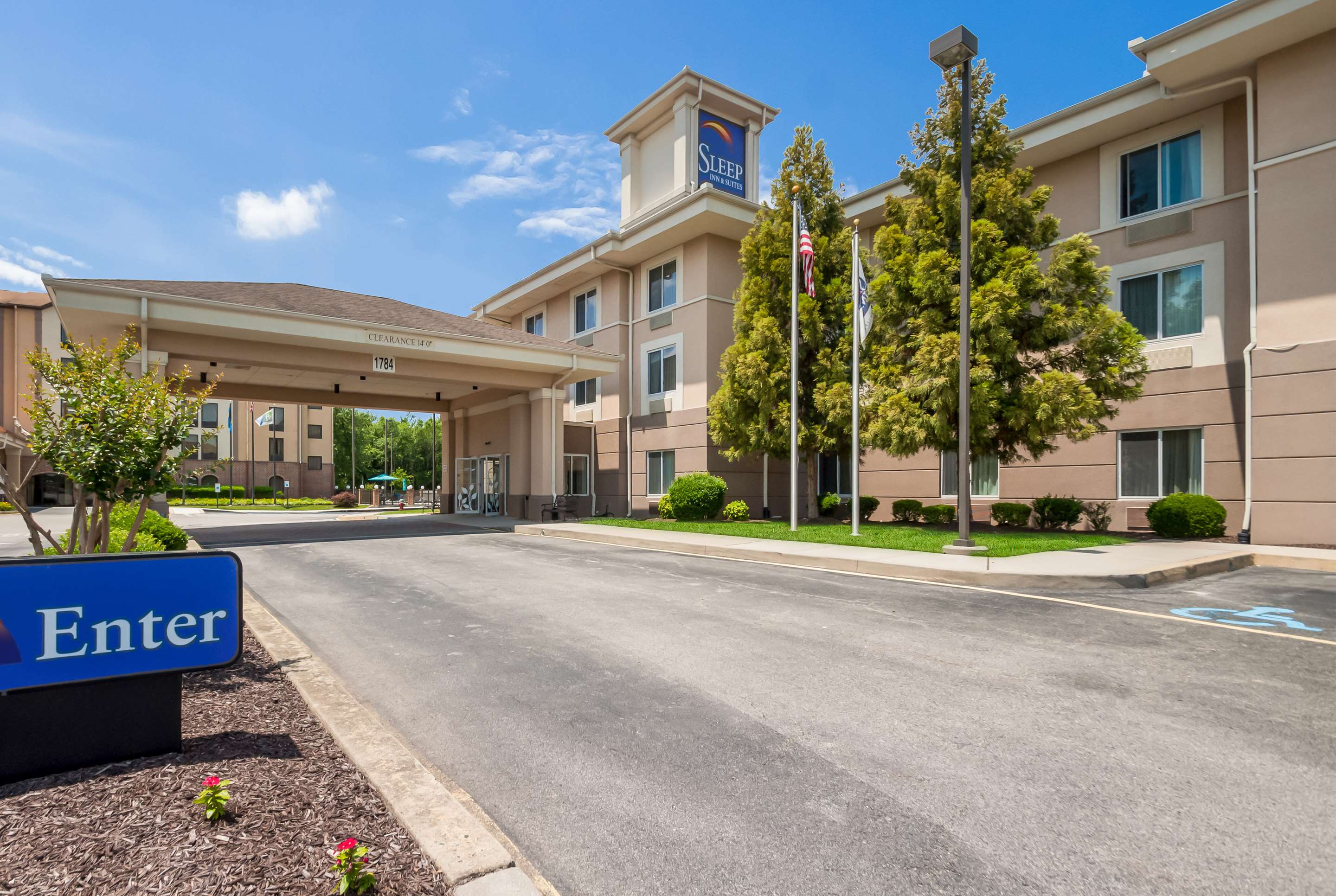 Hotel exterior | Sleep Inn And Suites