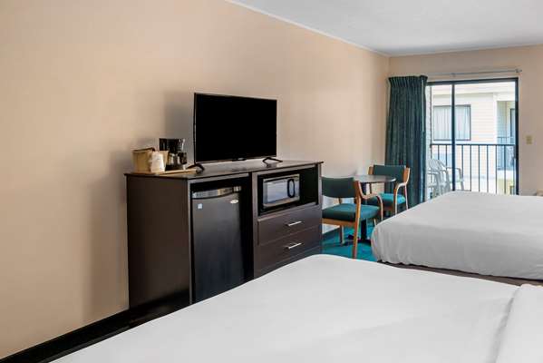  - Rodeway Inn & Suites Rehoboth Beach