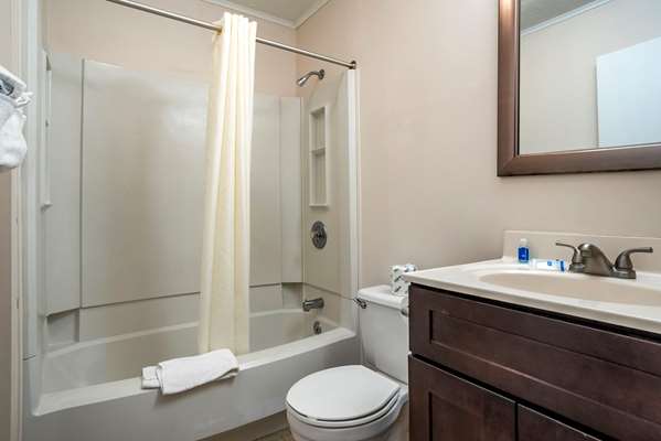  - Rodeway Inn & Suites Rehoboth Beach