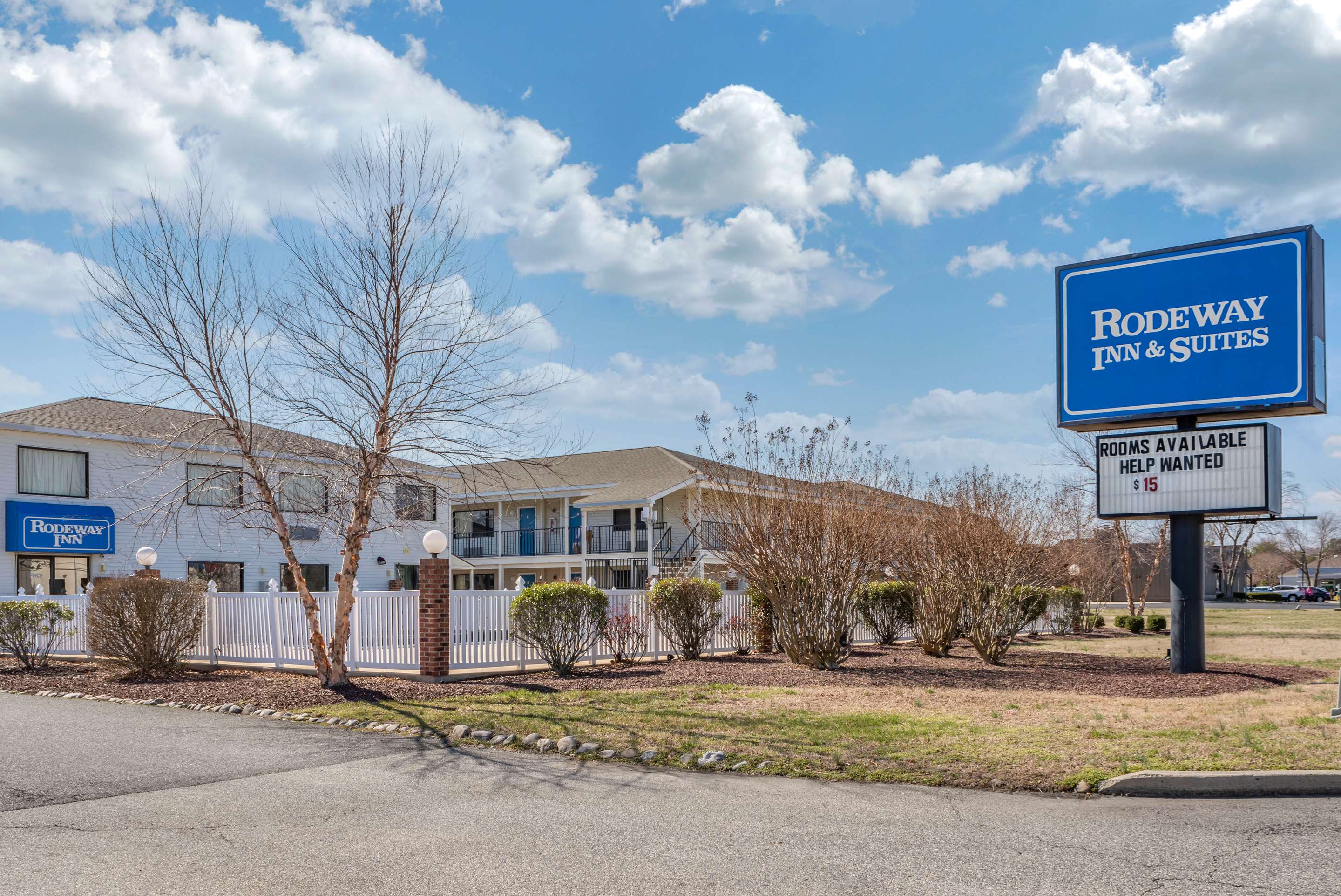 Hotel exterior | Rodeway Inn & Suites - Rehoboth Beach