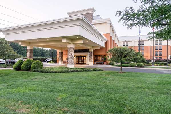 Exterior view - Comfort Inn & Suites Newark - I-95, Exit 3