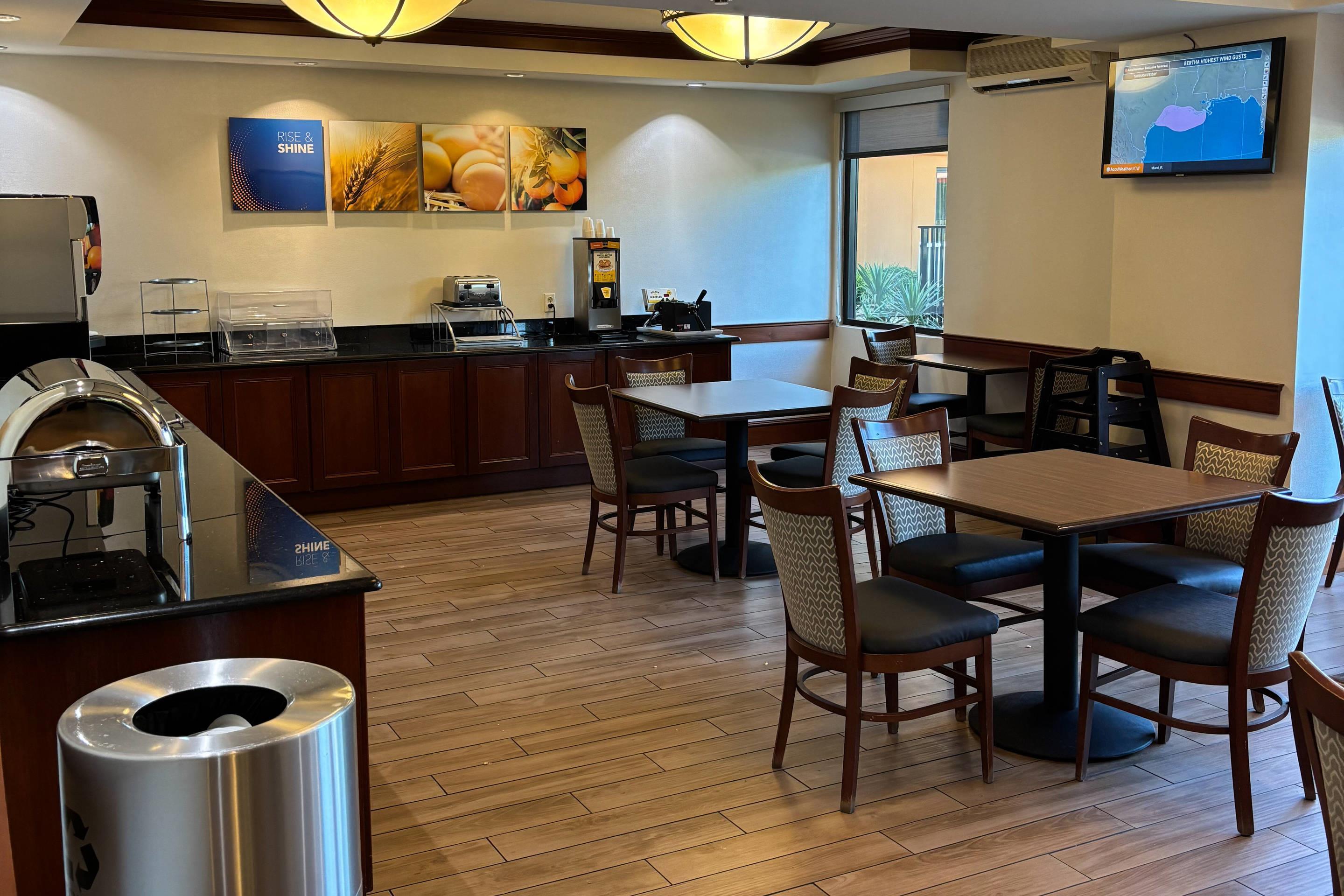 Breakfast area