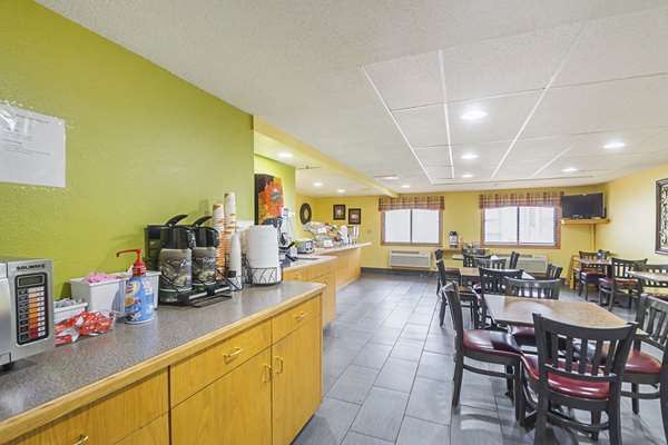 Amenities - Quality Inn & Suites Harrington