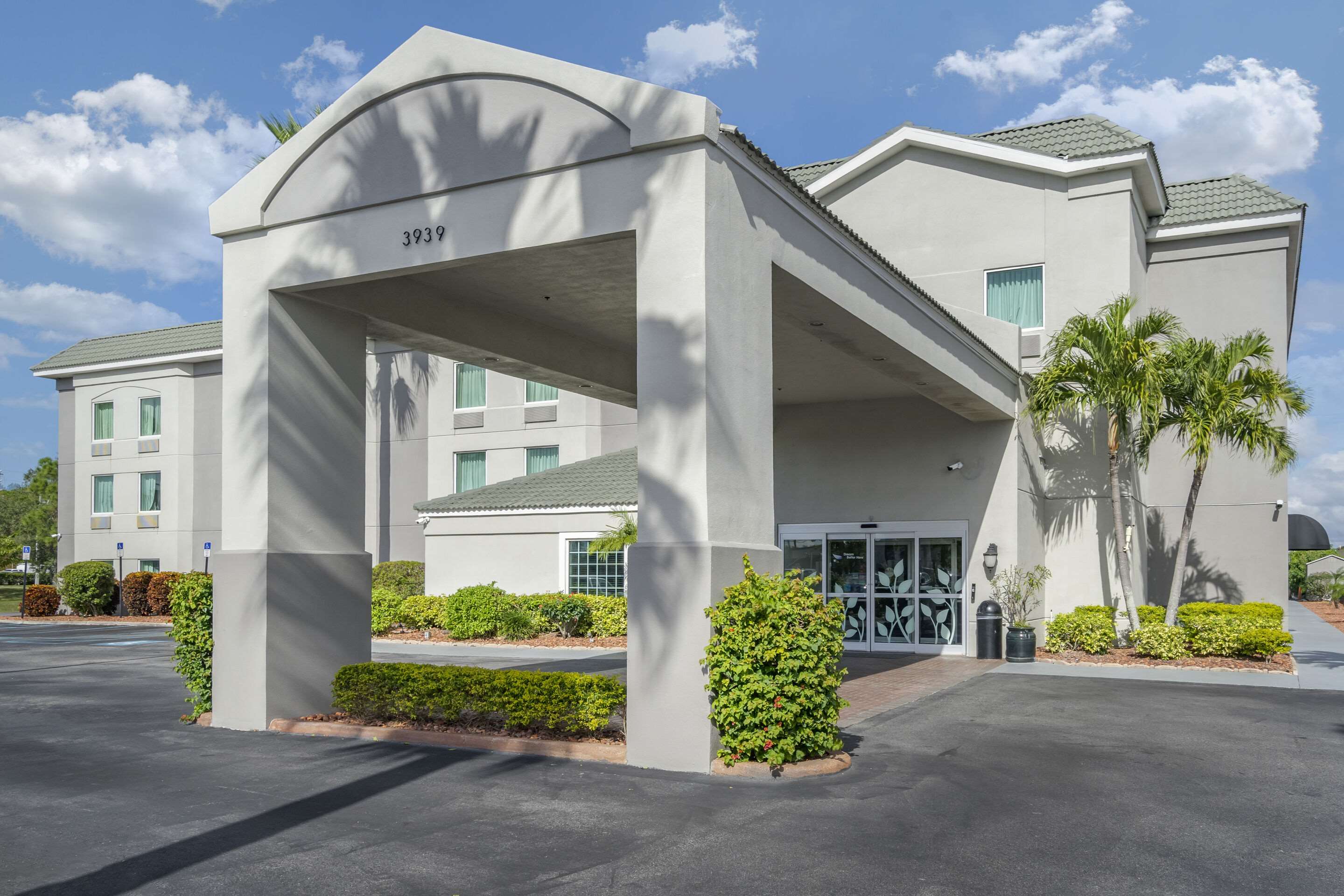 Hotel exterior | Sleep Inn Clearwater - St Petersburg