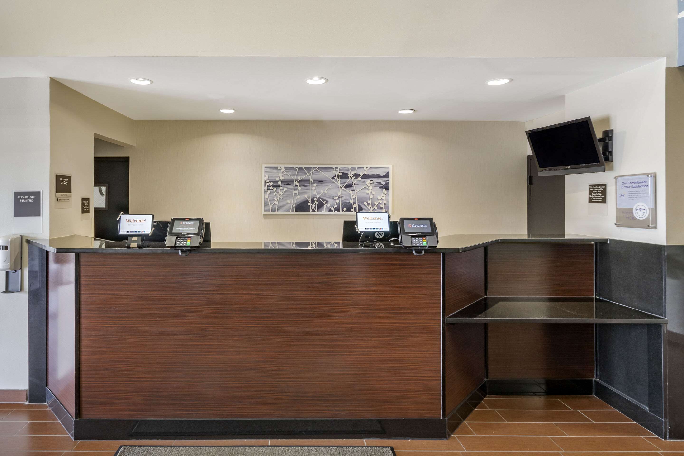 Front desk | Sleep Inn Clearwater - St Petersburg